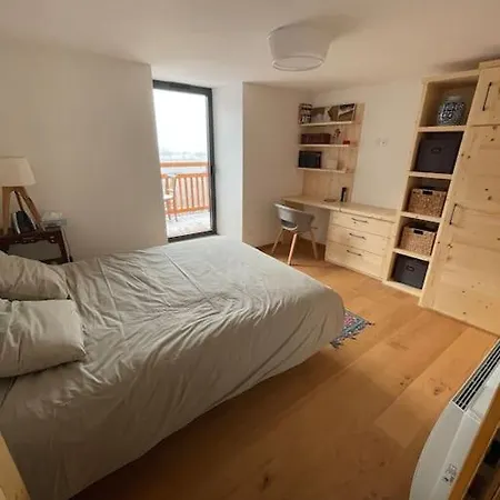 アパート Le Sarana : 75m2, Calme, Belle Vue Avec Terrasse.