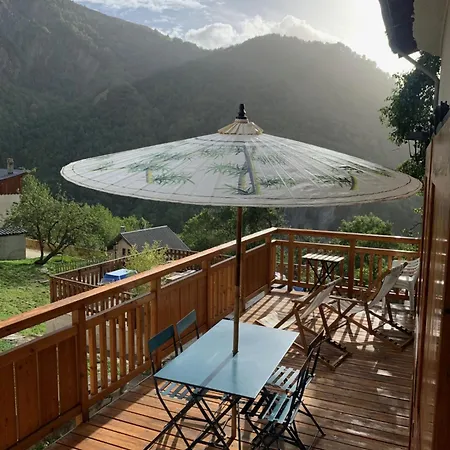 Le Sarana : 75m2, Calme, Belle Vue Avec Terrasse. Les Deux Alpes