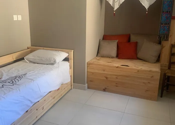 Daire Le Sarana : 75m2, Calme, Belle Vue Avec Terrasse.